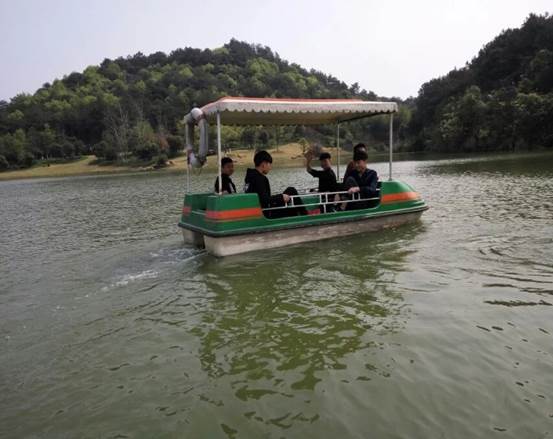 说明: http://a1.qpic.cn/psb?/V126JzoF2GJC5f/Kb4nJB7XfYMR*IMdhBxHlznC33OWEO2KGaUuHLhgb0s!/b/dFkBAAAAAAAA&bo=VQOAAgAAAAAFAPc!&rf=viewer_4