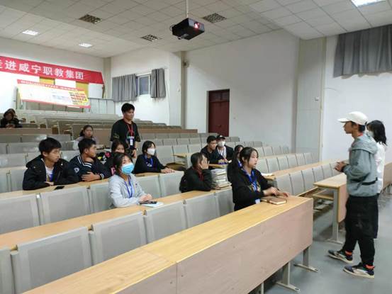 说明: 479aeeda5ea7ce4ae9262ac9585a739