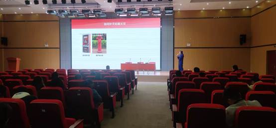 说明: C:\Users\Administrator\Desktop\11.23校园安全工作推进会及消防安全讲座\会议照片\96b869a15feec073382da27b13f8b7a.jpg