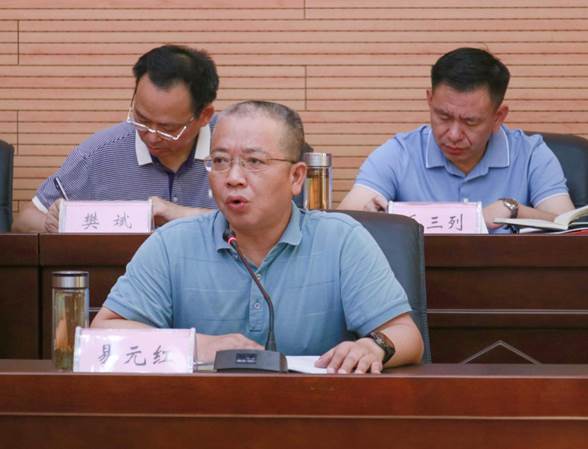 说明: f4fcd0d8f2a38cc2892241fe3d81311