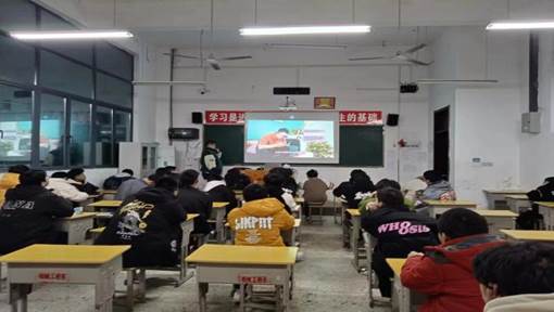 说明: ebeb886f8a14a34c819447fd1b2f9ea