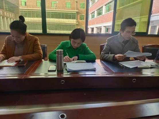 说明: 0ad06bb3288a2f64a781f360921e2c2