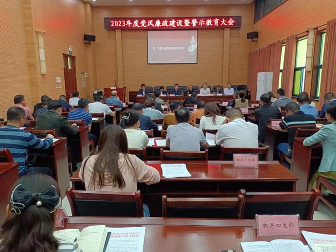 说明: 46343504d1f2982609b7de2ac8a41d7