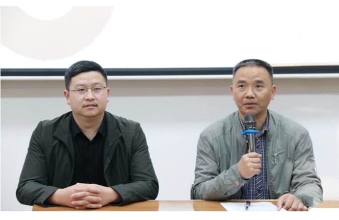 说明: b429d37cde04462927966708ab1a1a7