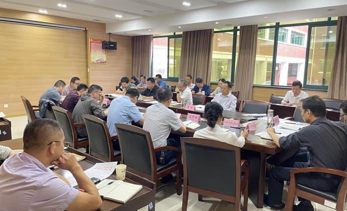 说明: 921185f73fc26a628d5f8c16a74c338