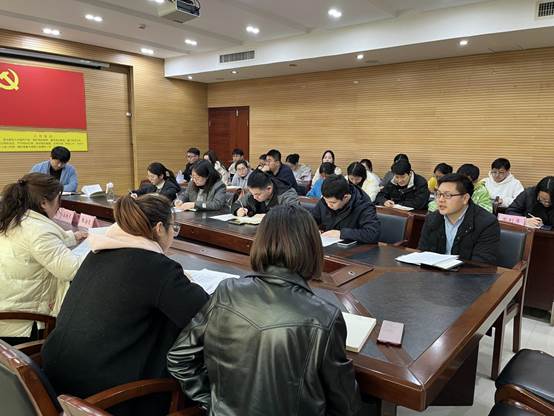 说明: 128b672d809259bb7085bbb3162651a