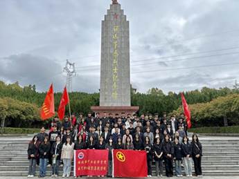 说明: b094d77059de4ba0877e8342f50eb01