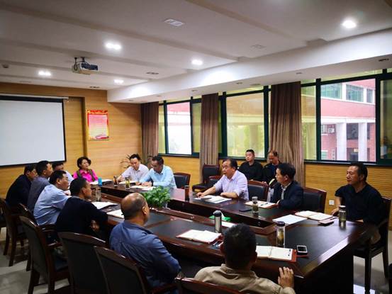 说明: 0851686d78115608438658c6418d2d6