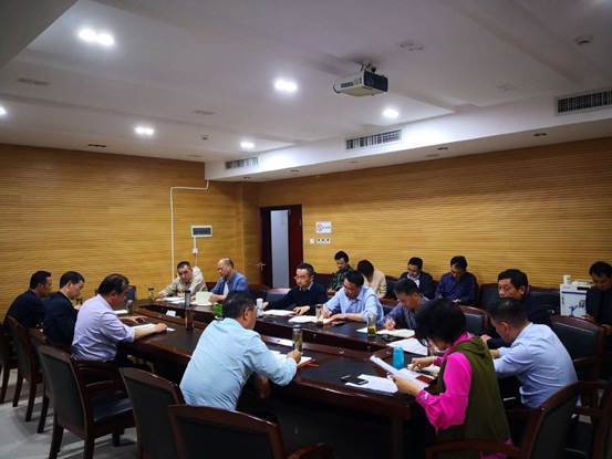 说明: b0ec9f53101b898b8a596d693327edc