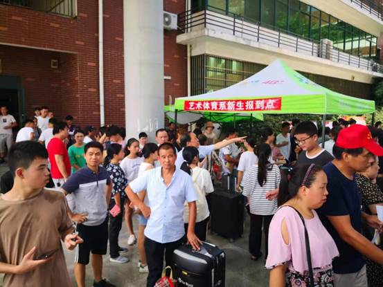 说明: 159025efb1434c68dd4ff3430674cd3