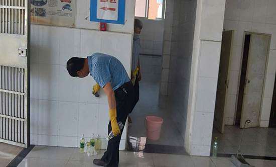 说明: P79}CGO5%I28BM1V6PYSRN6