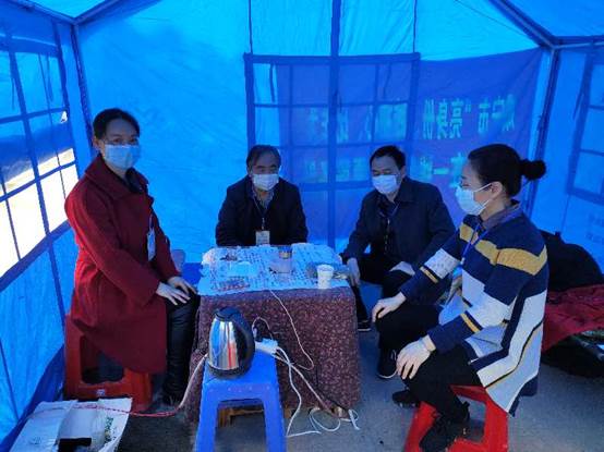 说明: fccdd7956e6f1a6f7a38817a81d9e50