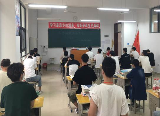 说明: 1ab9612b689adfc0bd71950040b4008