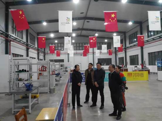 说明: webwxgetmsgimg