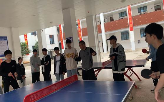 说明: C:\Users\Administrator\Desktop\机械工程系第19期简报\65a7a2bf3c4251c44375a7031807522.jpg