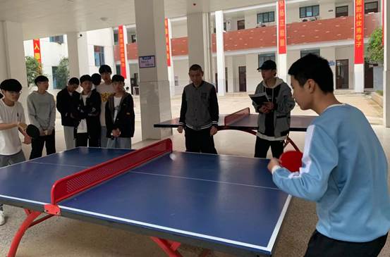 说明: C:\Users\Administrator\Desktop\机械工程系第19期简报\14897e0ad862749b4879ffaca08a34c.jpg