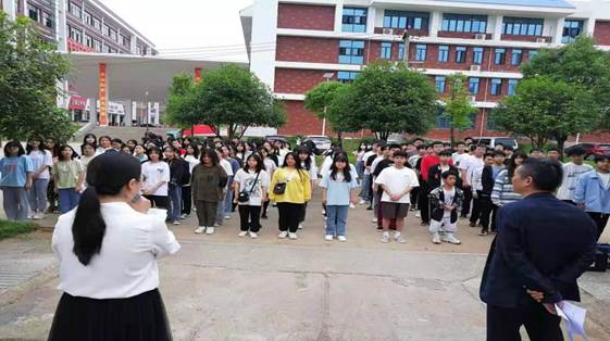 说明: e8e50b598f1964bf14eb6e5fb9692b7