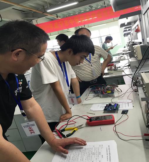 说明: d8e45498b8d8f2fbec8a8f60097e439