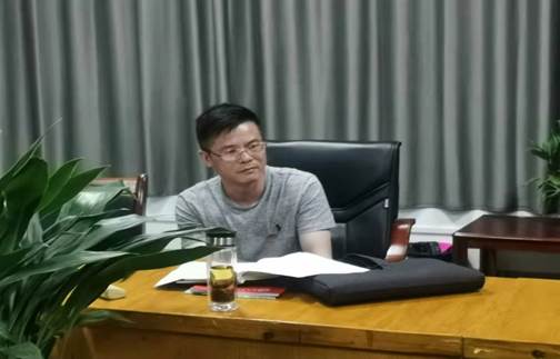 说明: C:\Users\Administrator\Desktop\各部门照片汇总\2021年9月党风廉政宣教月暨系办公会议\袁飞义.jpg