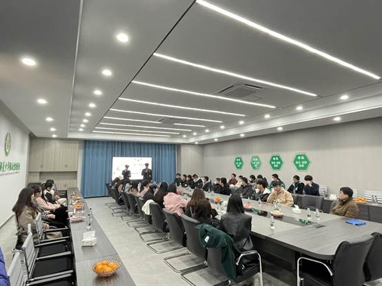 说明: a817636281edc25c89b01e0b0961b9e