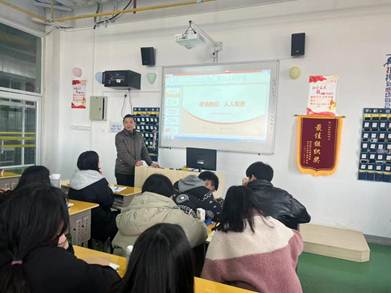 说明: 437426405819760453