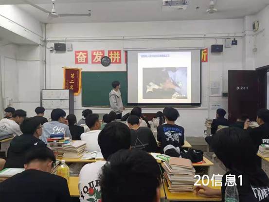 说明: 627a871a65c823f4b181708e8c540ea