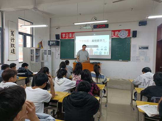 281cab2dce5754e8a8435af90f68263