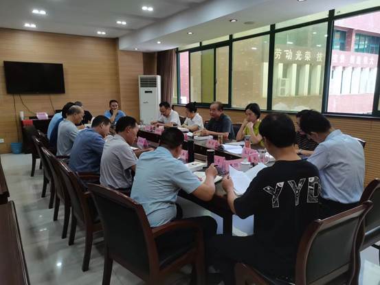 说明: 375215b67539522f44e156de60f3fcaa_