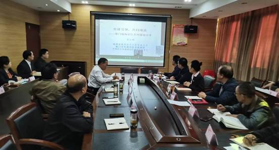 说明: fd18276b896e6a9f5b8e439557d15f30_