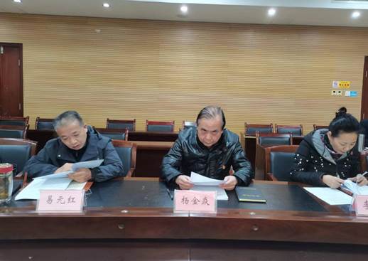 说明: 324ced0693bce356b9a0b61a549c444