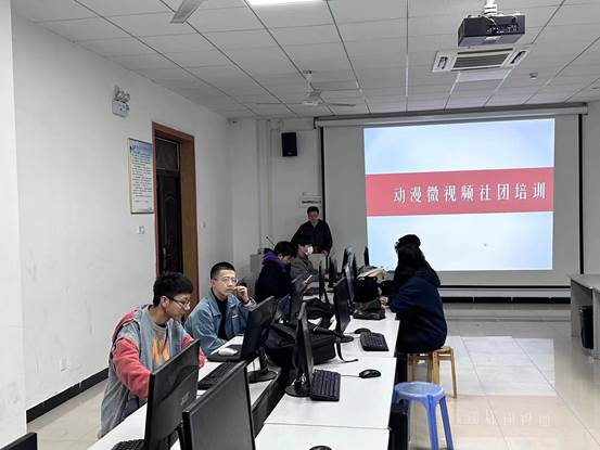 说明: 2b3ae276ee9e63bcfd9778fb9dc7efb