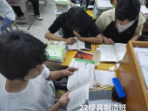 说明: bc24260d48a1fb142950795198bc7b0