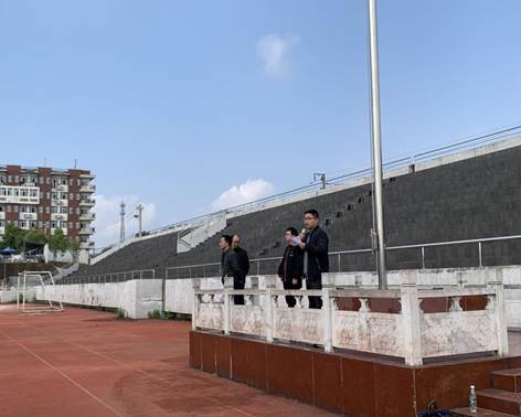 说明: b79ef158eaf48846202e97e4b32f1e3