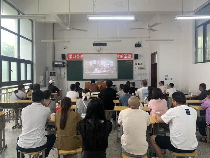 说明: 330f90ad8ab467ae63cbad671fe91d4