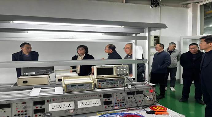 说明: 66ab5b0edf621ad2fee14889be3e95c