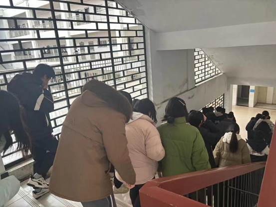 说明: 4d574a40736192d64f6238f2495ca0a