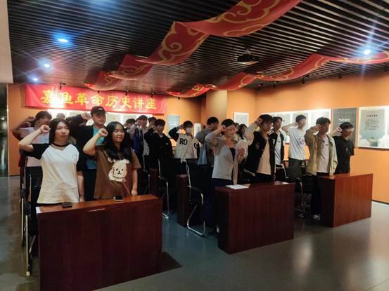 说明: 8f725223f7454efad9c5c96152c016b