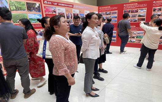 说明: 37fb4acf46f897618910273a27bbea5