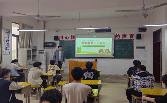 说明: 385bceb1d879f21a0bef1171b51a251