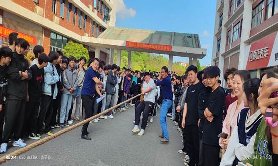 说明: 02876562c328e2458f5cdc3673c2435