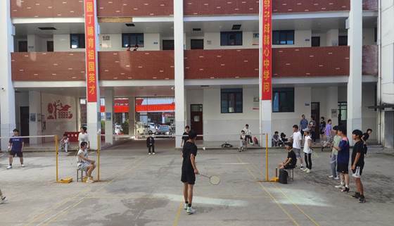 说明: dba8f71daed90c95765a2fd81a89679