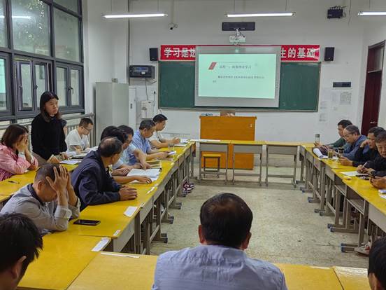 说明: 4f5b71dba8695b43554d24131a14568