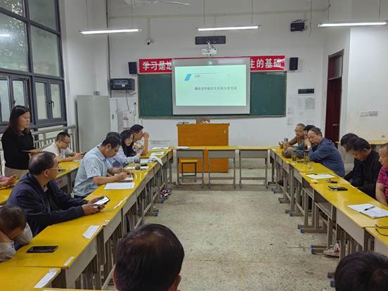 说明: 4432eed20f7fdb8fca4d90ac0ea44d4